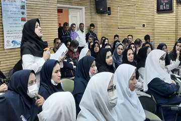 نشست صمیمانه پرسنل مرکز آموزشی شهید ‌بهشتی کاشان با رئیس دانشگاه برگزار شد